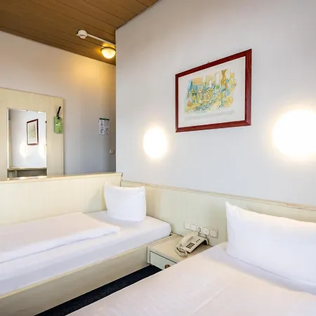 Und Rasthof Avus برلين