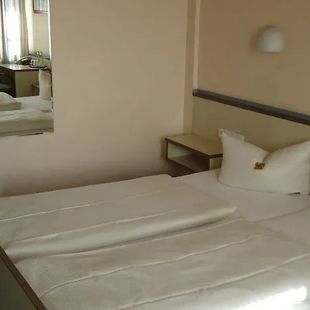 موتيل Und Rasthof Avus برلين