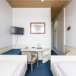 Und Rasthof Avus Motel