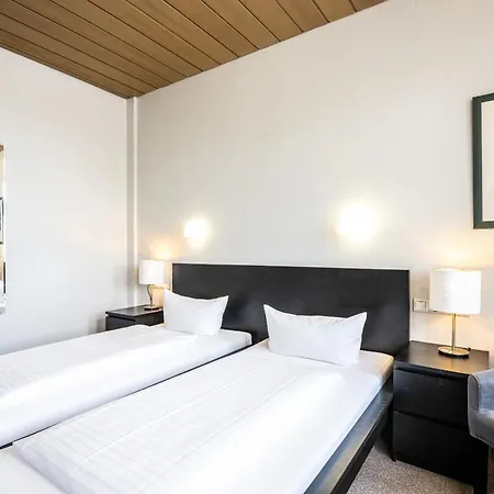 Motel Und Rasthof Avus 2*