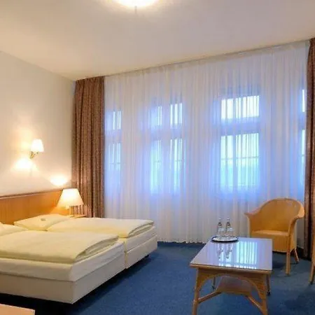 Und Rasthof Avus 3* Berlin