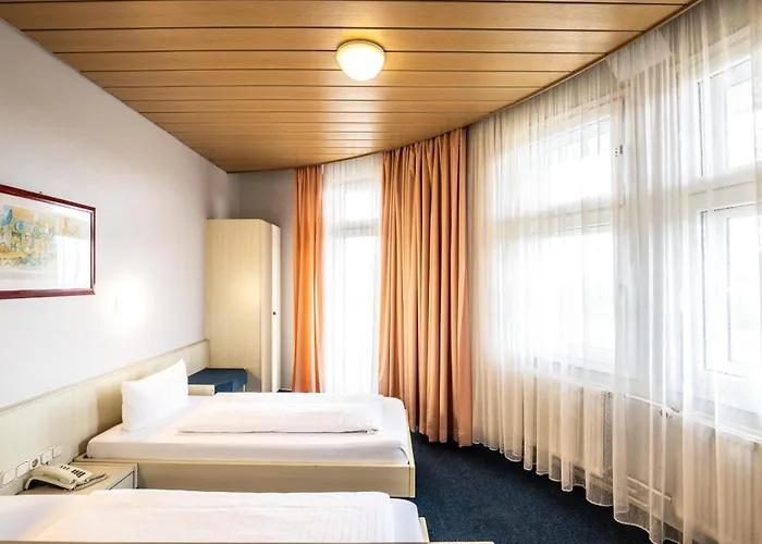 Und Rasthof Avus 3* Berlín