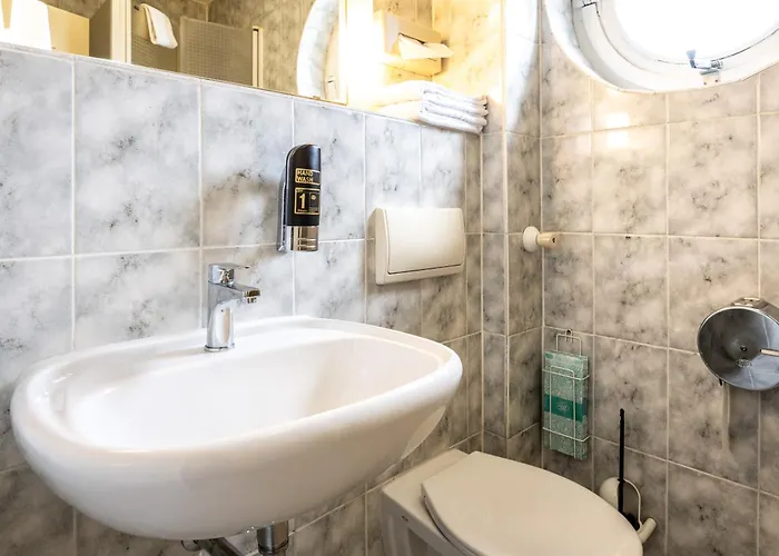 Motel Und Rasthof Avus 3*