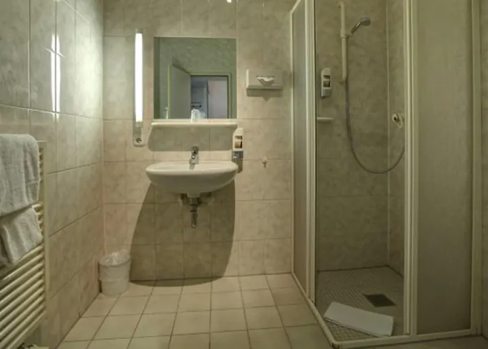 Und Rasthof Avus 3* Berlín