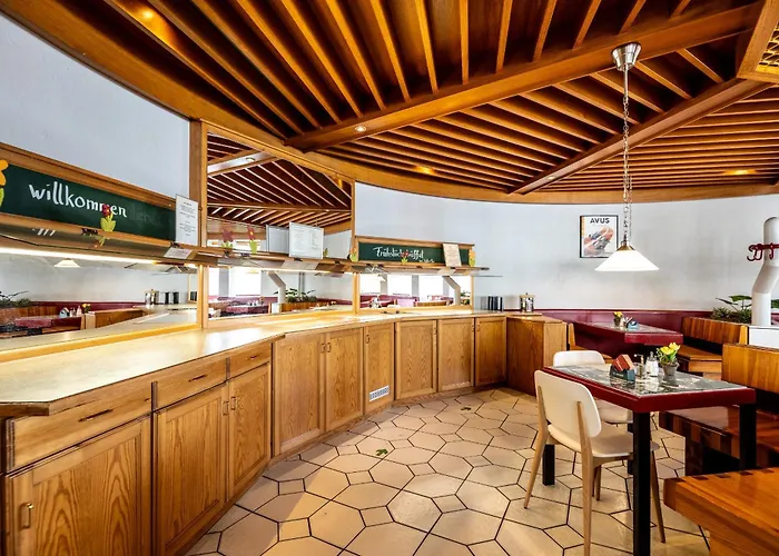 Motell Und Rasthof Avus 3*