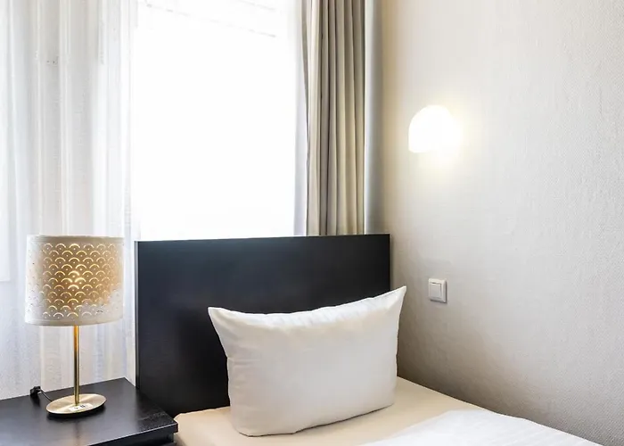 Und Rasthof Avus 3* Berlin